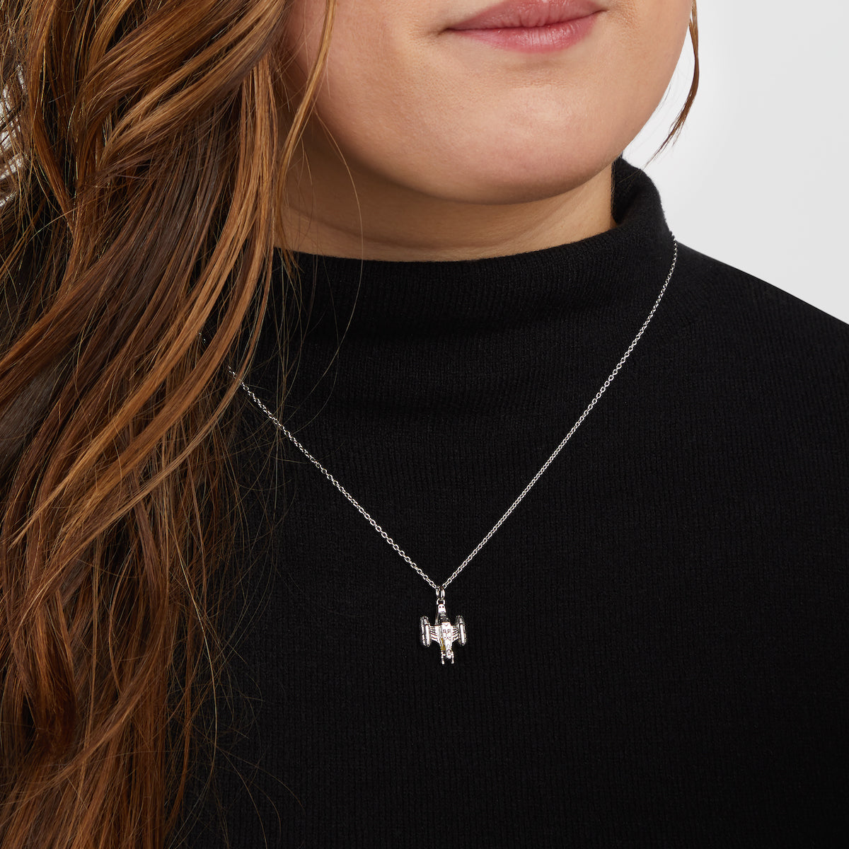 Star Wars Razor Crest necklace engine thrusters with cubic zirconia